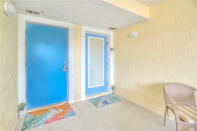 $320,000 | 5557 Northeast Gulfstream Way, Stuart, FL 34996