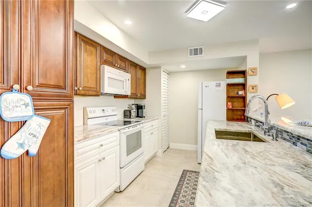 $320,000 | 5557 Northeast Gulfstream Way, Stuart, FL 34996