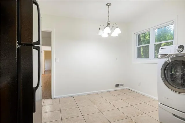 a view of a window in a room