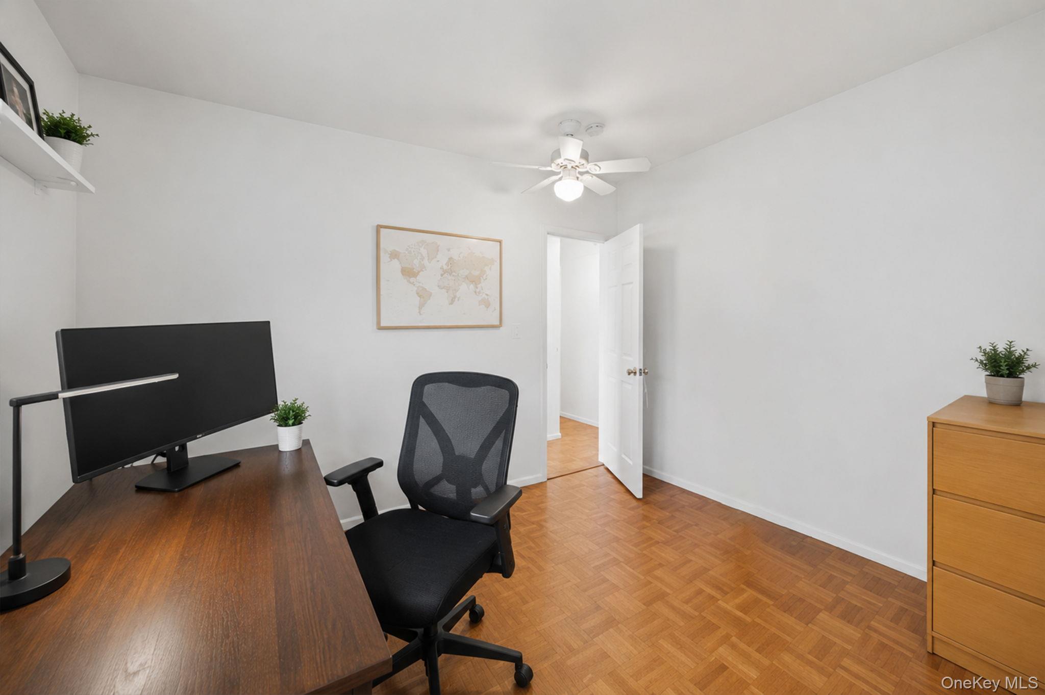 454 Hawkins Road Selden, NY 11784 - Photo 19 of 37