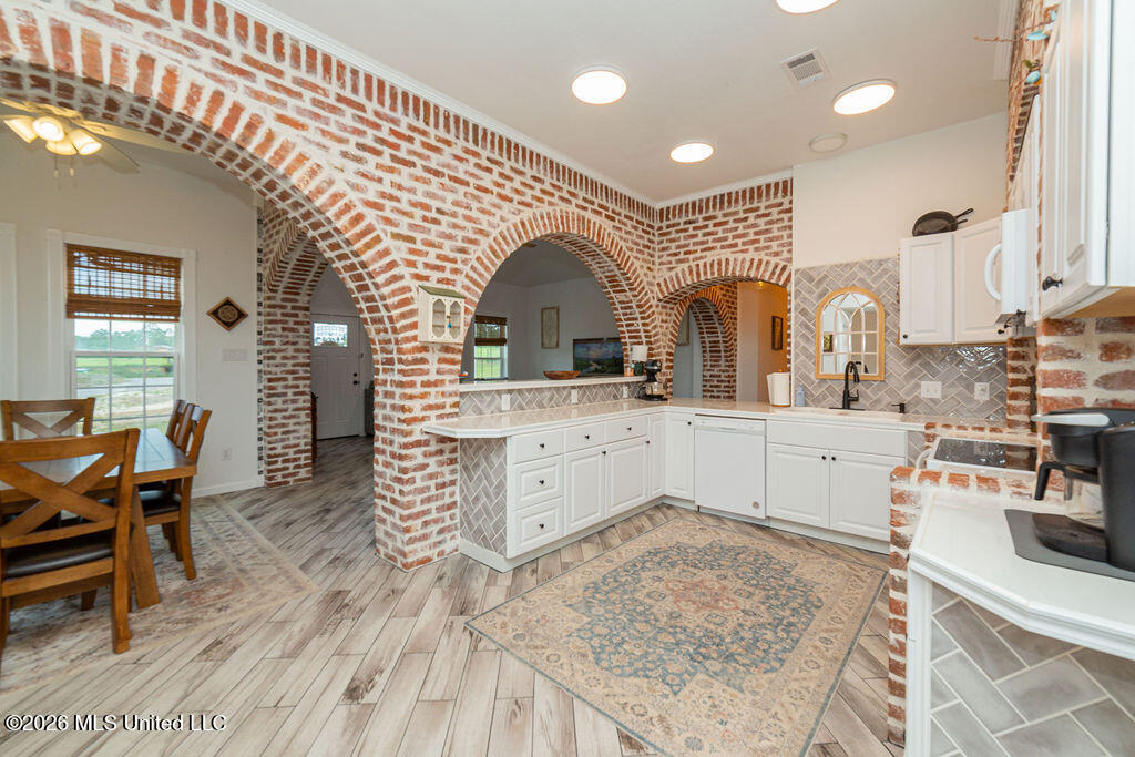 22190 Road 357 Kiln, MS 39556 - Photo 14 of 57 RockyHill-51