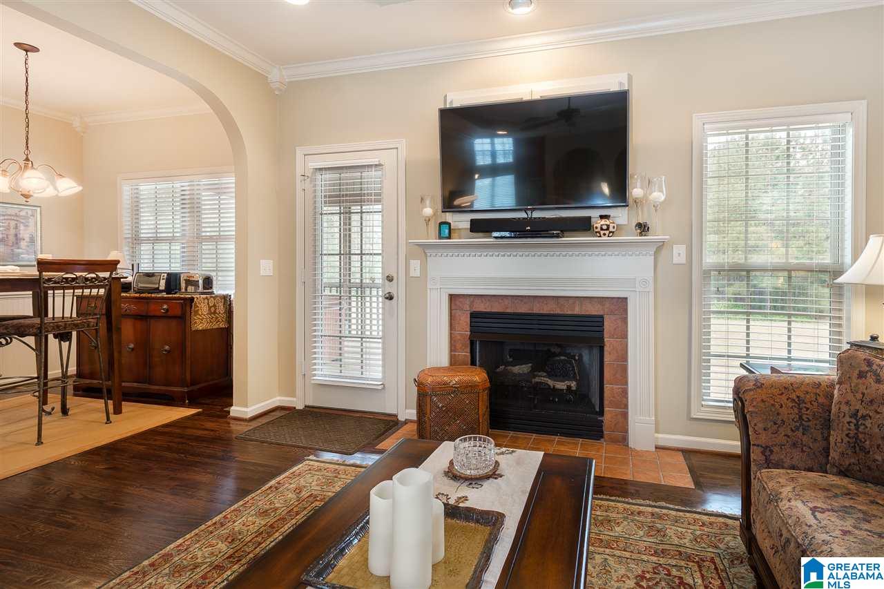 585 Ridgefield Way Odenville, AL 35120 - Photo 8 of 36