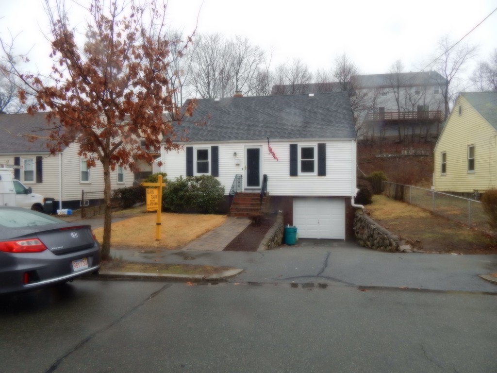 14 Watson Road Quincy, MA 02169 - Photo 2 of 10 Gallery Image 2