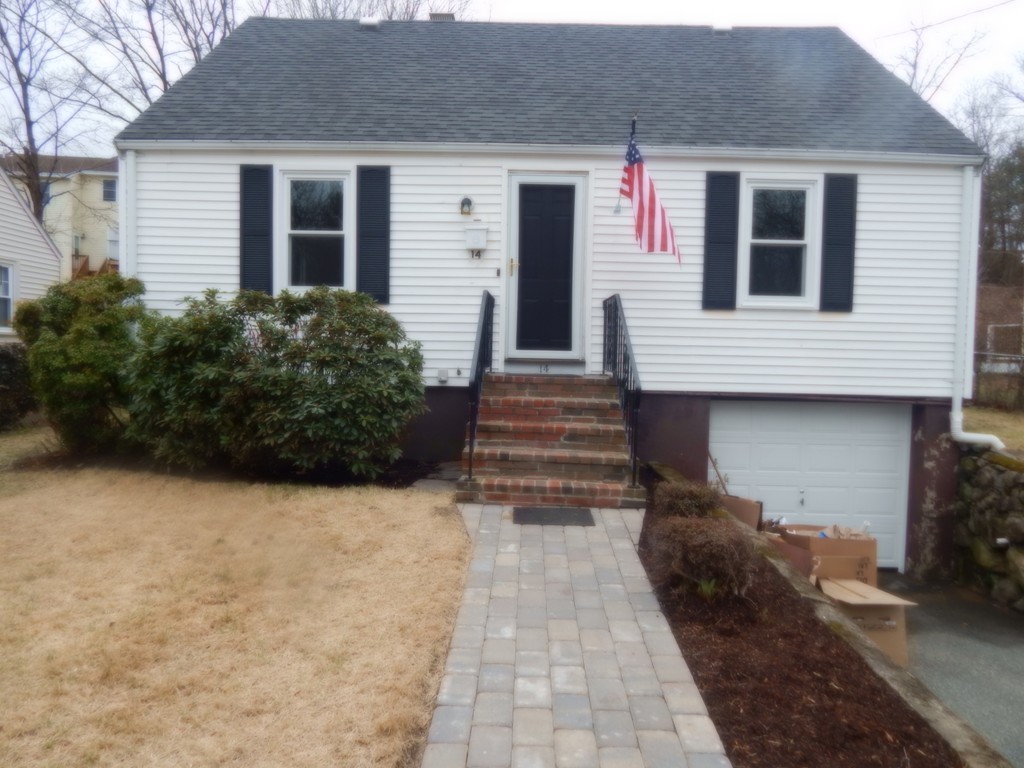 14 Watson Road Quincy, MA 02169 - Photo 3 of 10 Gallery Image 3