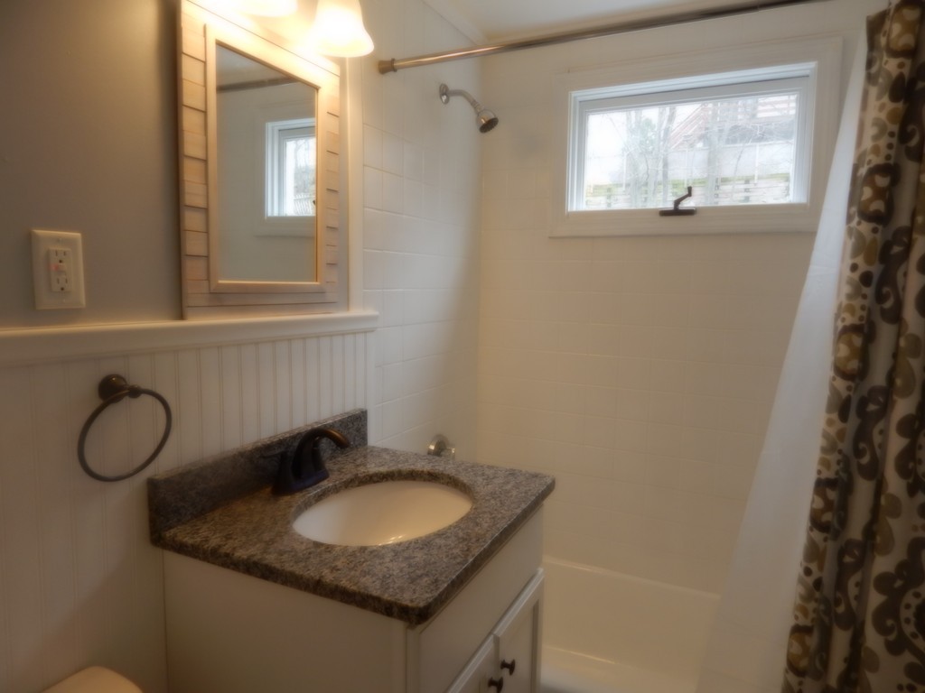 14 Watson Road Quincy, MA 02169 - Photo 7 of 10 Gallery Image 7