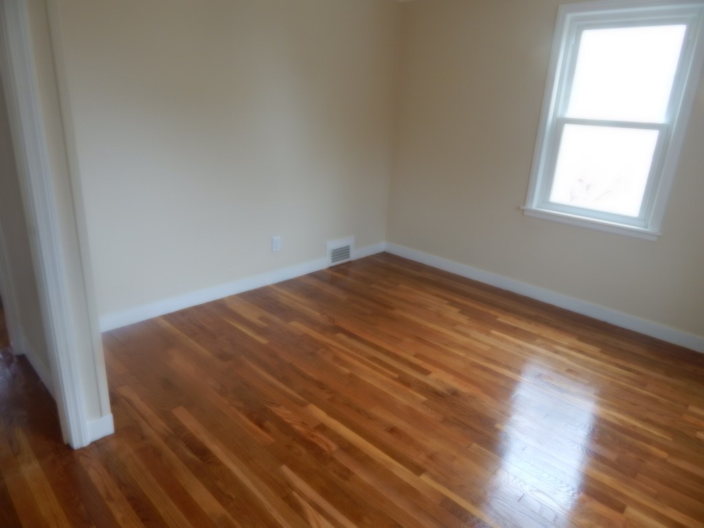 14 Watson Road Quincy, MA 02169 - Photo 8 of 10 Gallery Image 8