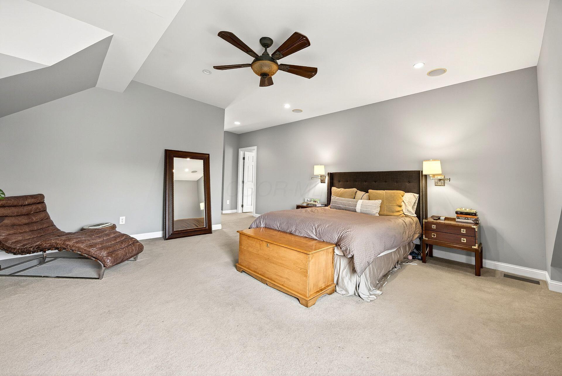 2069 Upper Chelsea Road Columbus, OH 43221 - Photo 22 of 50 Primary Bedroom