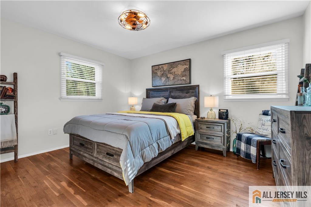 8 Smalley Road Edison, NJ 08817 - Photo 23 of 39