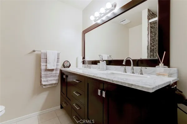 $3,200 | 7631 Vineland Avenue, Unit 2, Sun Valley, CA 91352