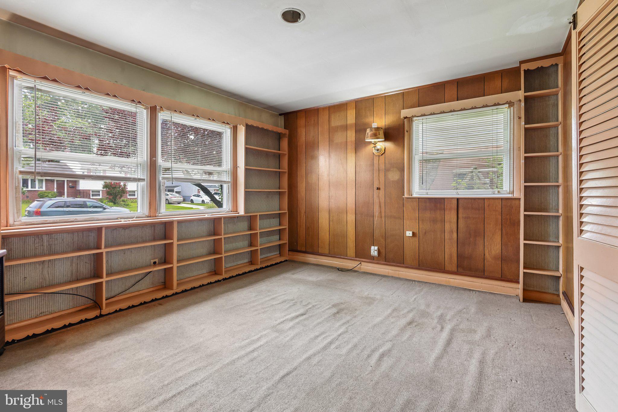 307 Sheffield Road Cherry Hill, NJ 08034 - Photo 3 of 24 Gallery Image 3