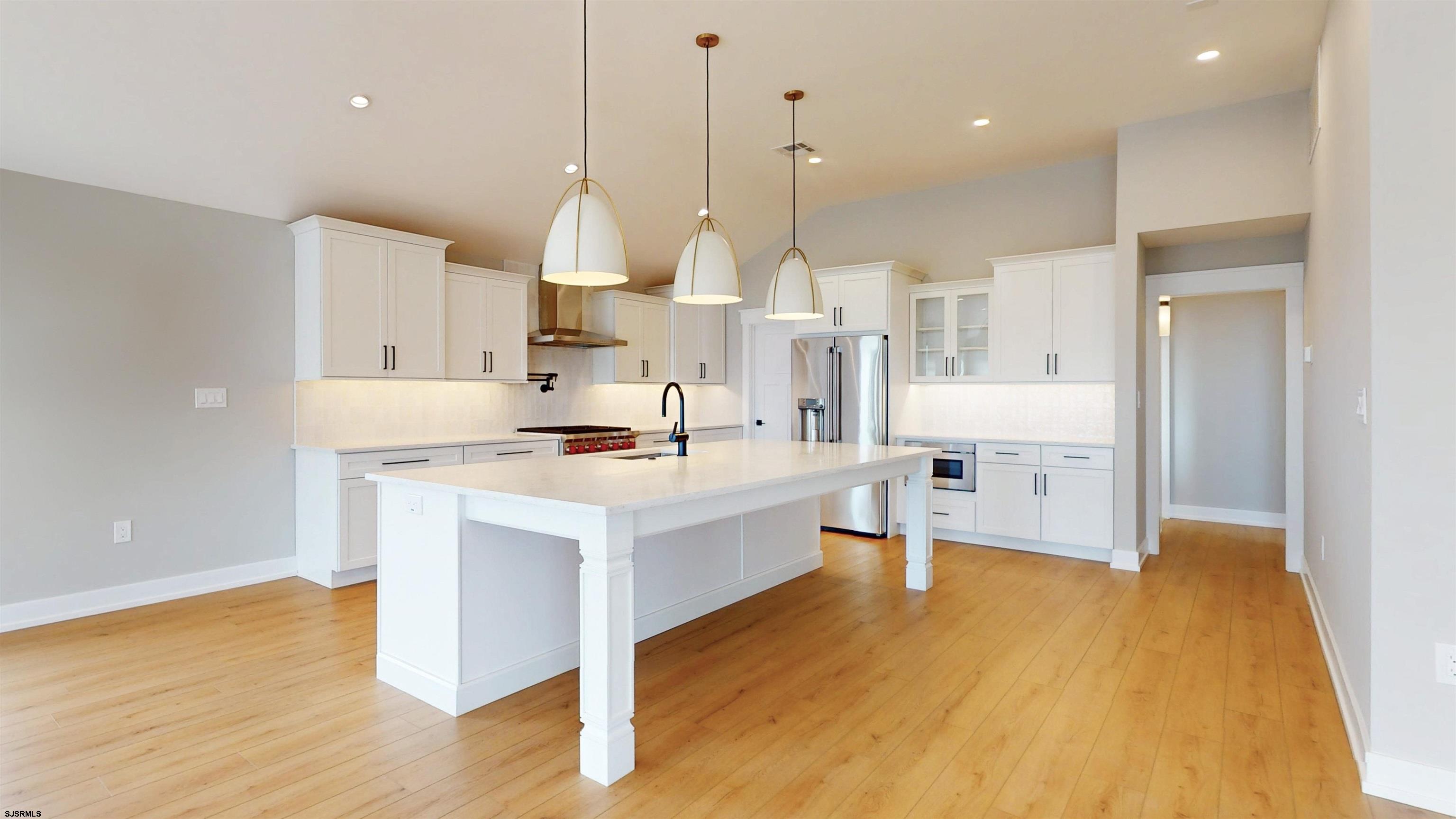 204 12th Street South Brigantine, NJ 08203 - Photo 5 of 63