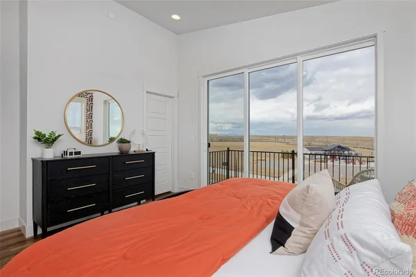 a view of walk in closet