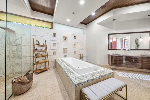 $4,650,000 | 18163 Southeast Ridgeview Drive, Jupiter, FL 33469