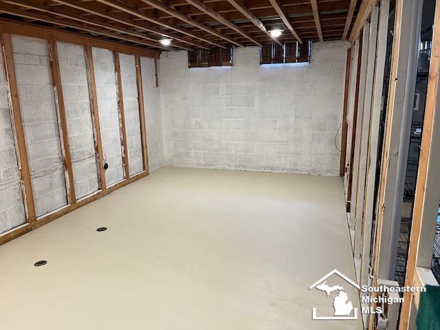 535 John Rolfe Drive Monroe, MI 48162 - Photo 25 of 36 50147164-1abd7f6a-b946-4302-97b4-7b422656a319.JPG