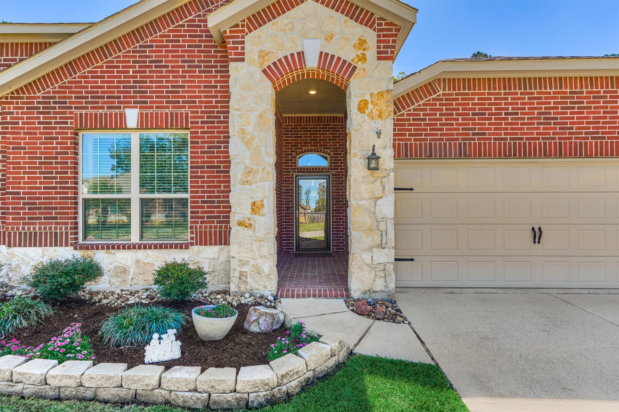 14019 Beaverhead Range Court Conroe, TX 77384 - Photo 33 of 38