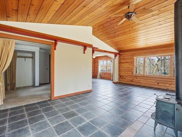 540 Bowers Road Belleville, WI 53508 - Photo 11 of 33