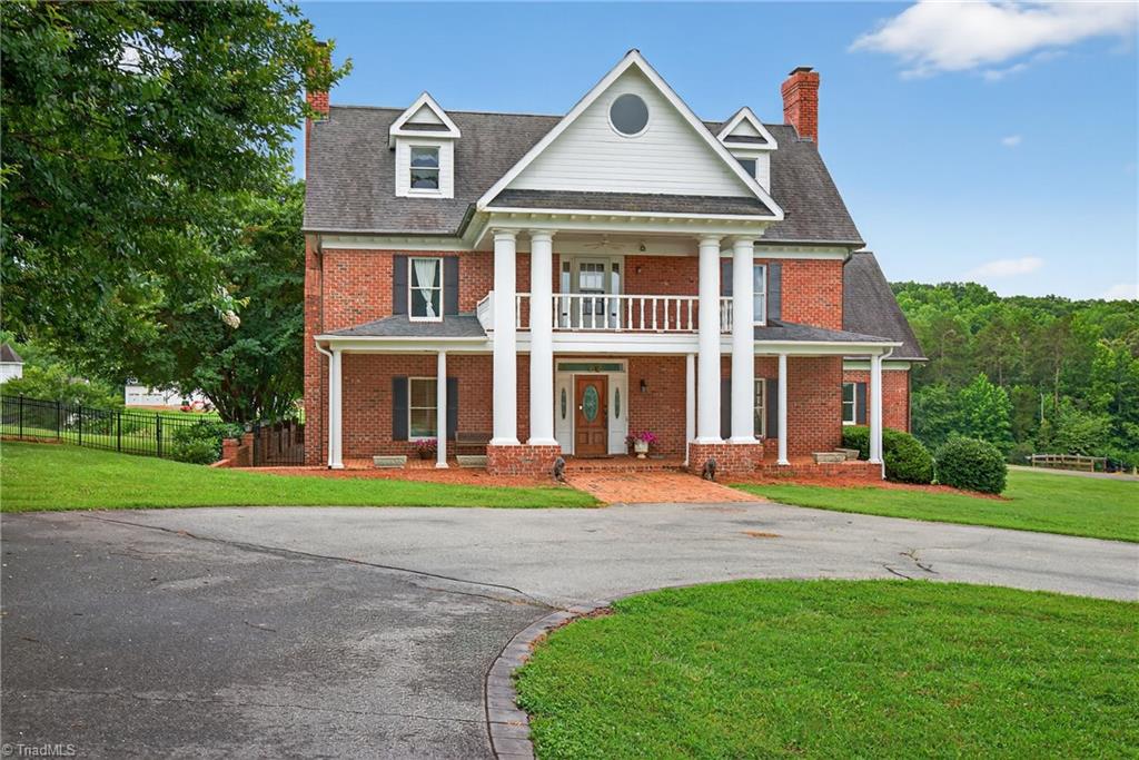 8350 Holler Farm Road Clemmons, NC 27012 - Photo 3 of 48