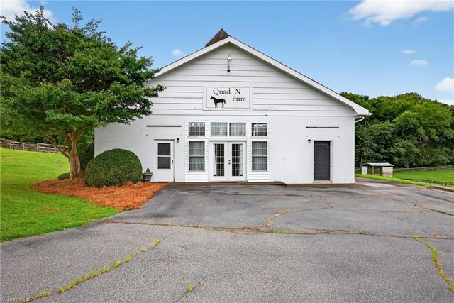 $1,250,000 | 8350 Holler Farm Road, Clemmons, NC 27012