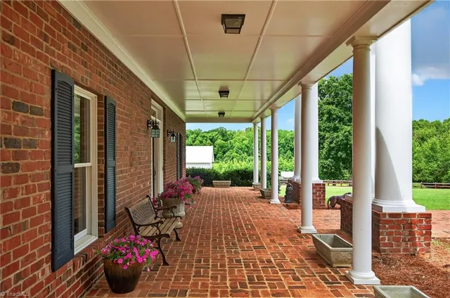 $1,250,000 | 8350 Holler Farm Road, Clemmons, NC 27012