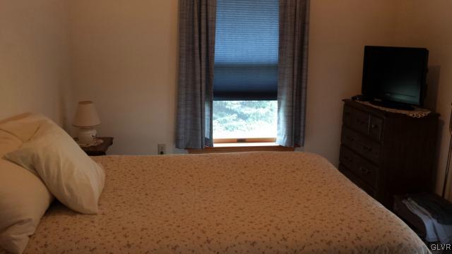 131 Sanders Road Pen Argyl, PA 18072 - Photo 14 of 20 Gallery Image 14