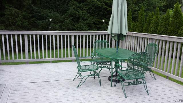 131 Sanders Road Pen Argyl, PA 18072 - Photo 18 of 20 Gallery Image 18
