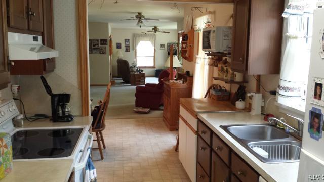 131 Sanders Road Pen Argyl, PA 18072 - Photo 9 of 20 Gallery Image 9