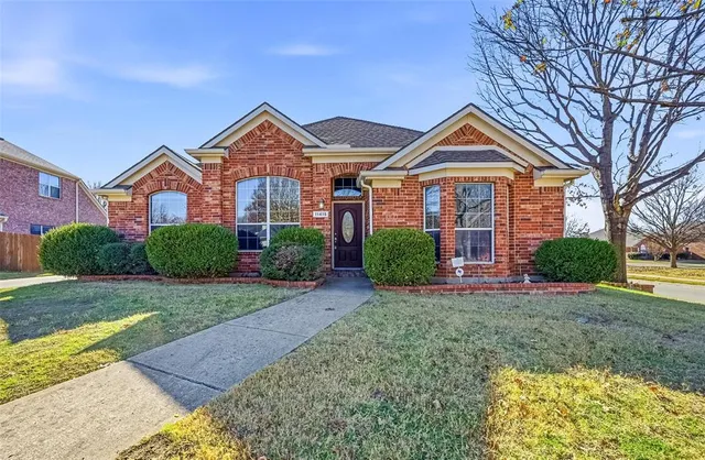 $2,600 | 11415 Yoakum Drive, Frisco, TX 75035