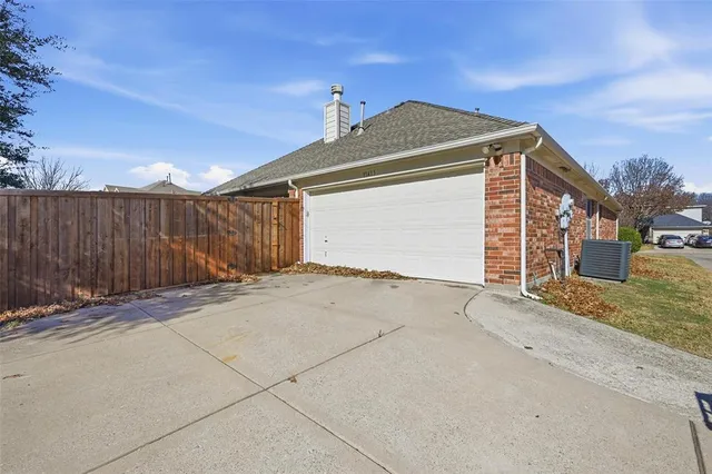 $2,600 | 11415 Yoakum Drive, Frisco, TX 75035