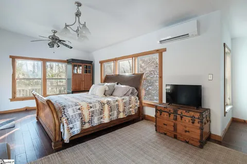 $499,000 | 36 Dream Catcher Cove, Hayesville, NC 28904