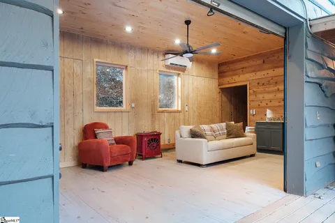 $499,000 | 36 Dream Catcher Cove, Hayesville, NC 28904