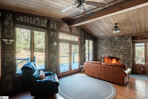 $499,000 | 36 Dream Catcher Cove, Hayesville, NC 28904