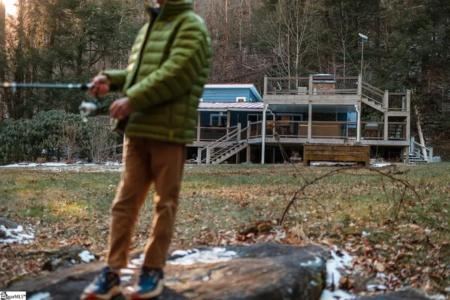 $499,000 | 36 Dream Catcher Cove, Hayesville, NC 28904