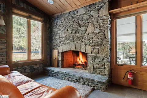 $499,000 | 36 Dream Catcher Cove, Hayesville, NC 28904