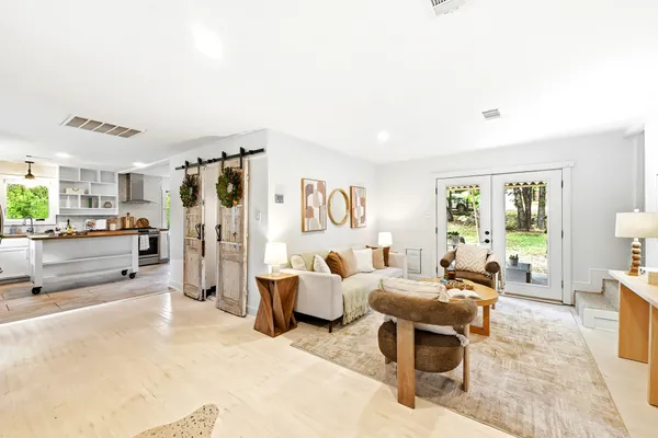 $687,000 | 2802 De Soto Drive, Austin, TX 78733