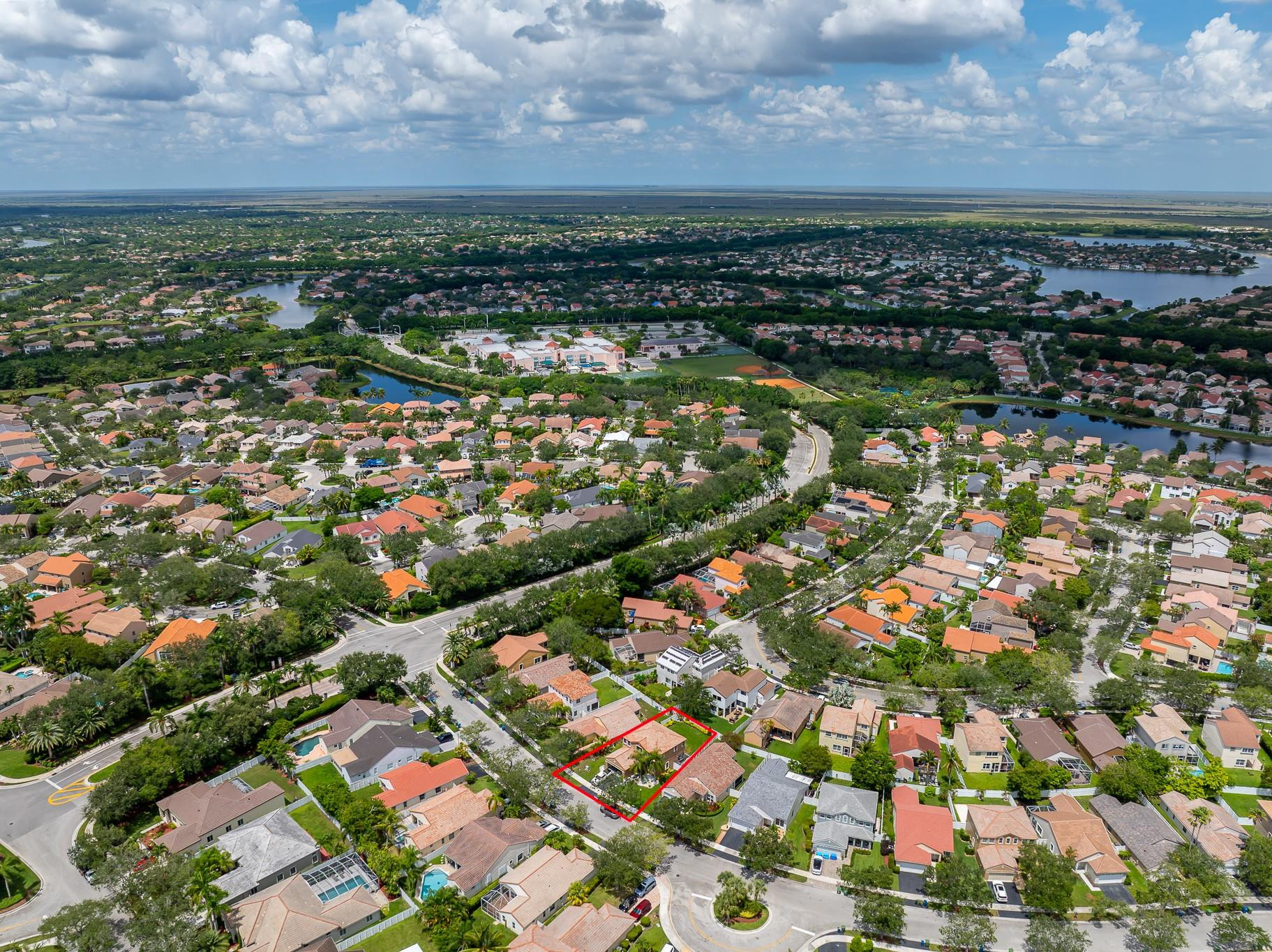 695 Falling Water Road Weston, FL 33326 - Photo 28 of 31 a view of a city