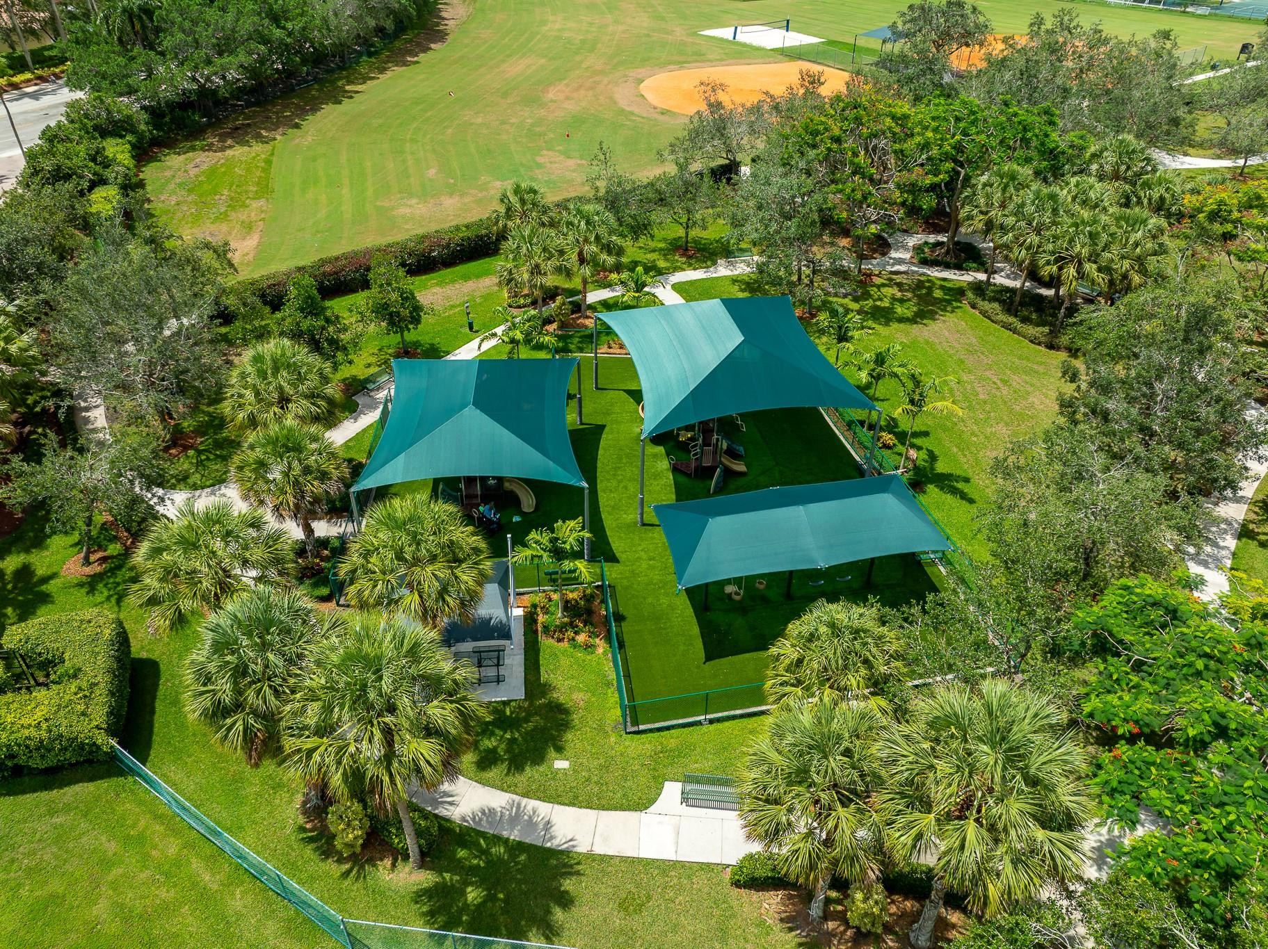 695 Falling Water Road Weston, FL 33326 - Photo 31 of 31 an aerial view of a house with yard swimming pool and outdoor seating