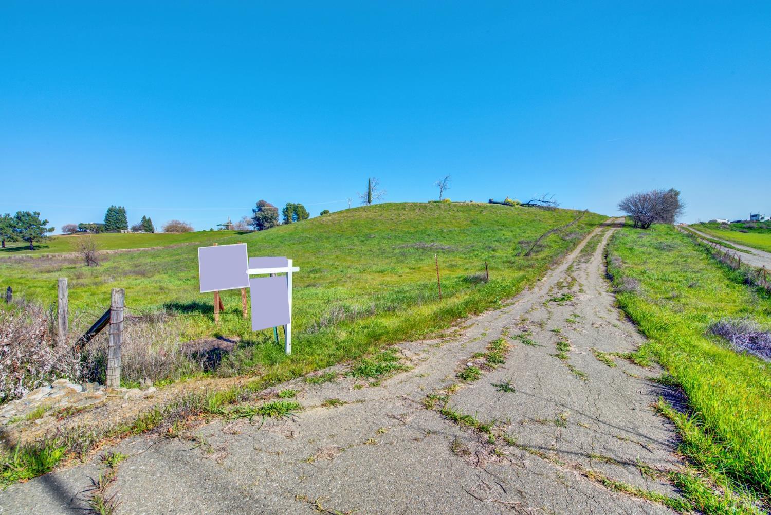 7668 English Hills Road Vacaville, CA 95688 - Photo 49 of 83