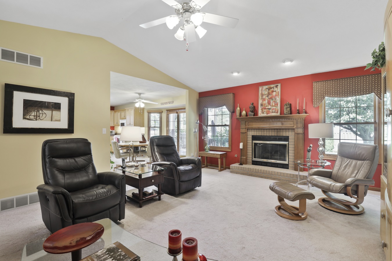2204 Disar Drive Springfield, IL 62711 - Photo 4 of 37 Gallery Image 4