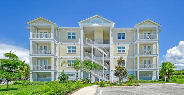 $6,000 | 7930 34th Avenue West, Unit 102, Bradenton, FL 34209