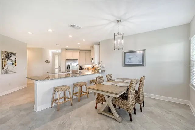 $6,000 | 7930 34th Avenue West, Unit 102, Bradenton, FL 34209