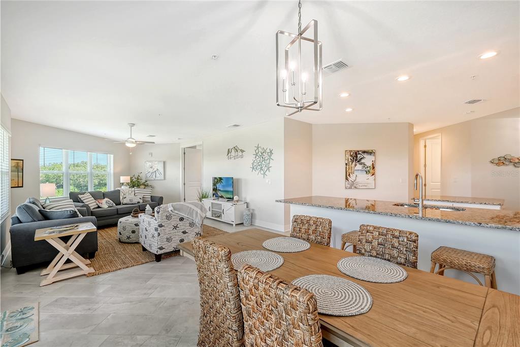 7930 34th Avenue West, Unit 102 Bradenton, FL 34209 - Photo 12 of 51