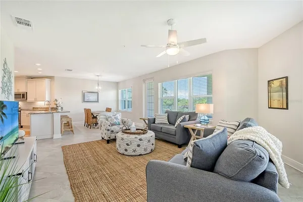$6,000 | 7930 34th Avenue West, Unit 102, Bradenton, FL 34209