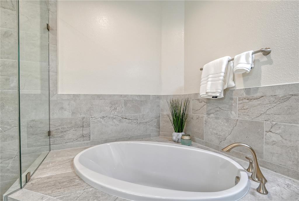 7930 34th Avenue West, Unit 102 Bradenton, FL 34209 - Photo 26 of 51