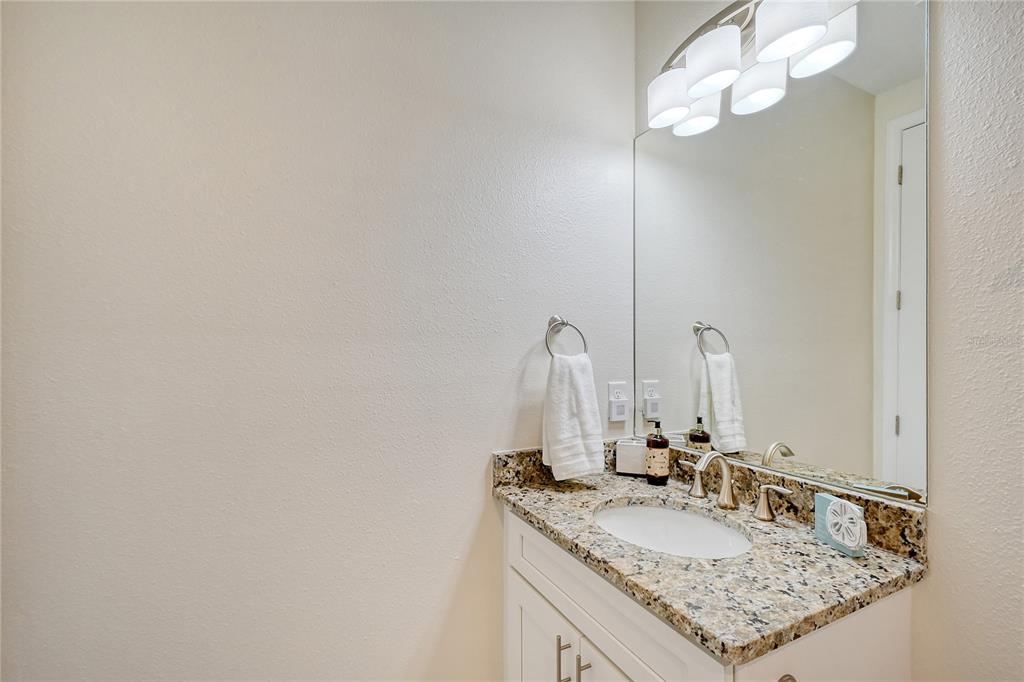 7930 34th Avenue West, Unit 102 Bradenton, FL 34209 - Photo 31 of 51