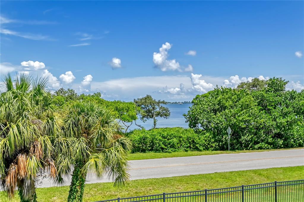 7930 34th Avenue West, Unit 102 Bradenton, FL 34209 - Photo 37 of 51