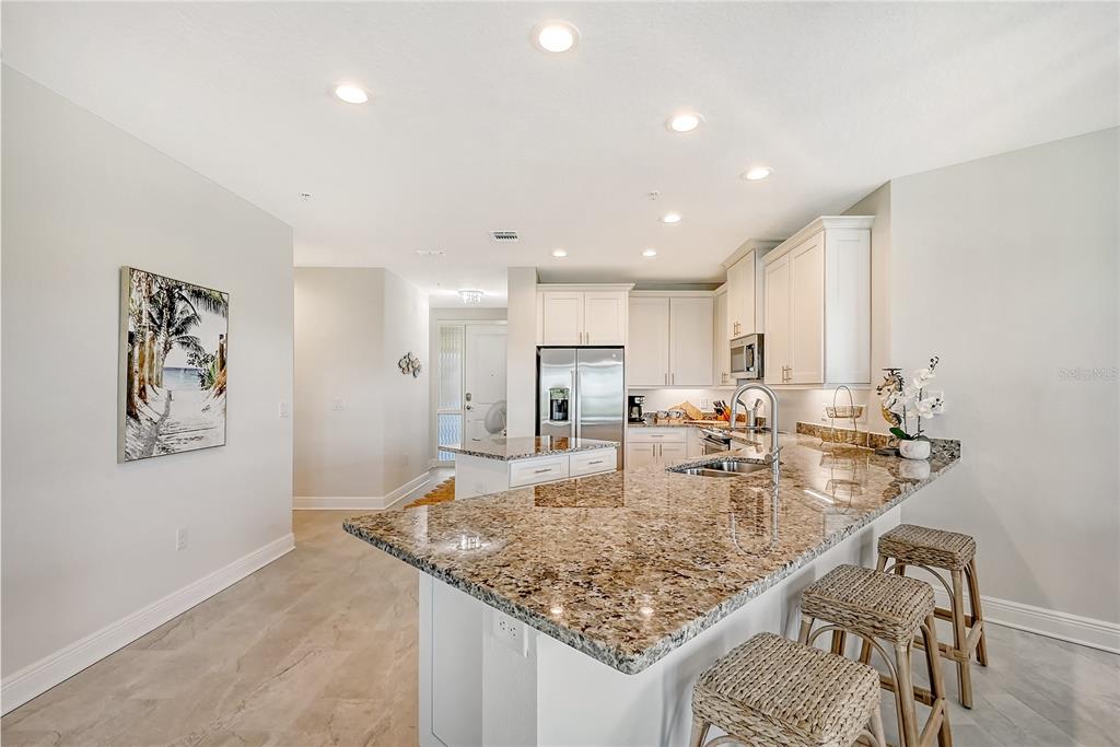 7930 34th Avenue West, Unit 102 Bradenton, FL 34209 - Photo 6 of 51