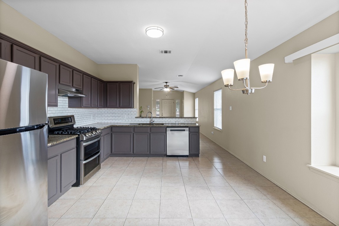 317 Tudor House Road Pflugerville, TX 78660 - Photo 7 of 28