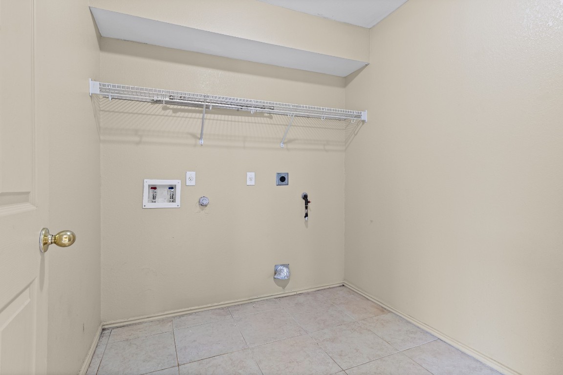 317 Tudor House Road Pflugerville, TX 78660 - Photo 9 of 28