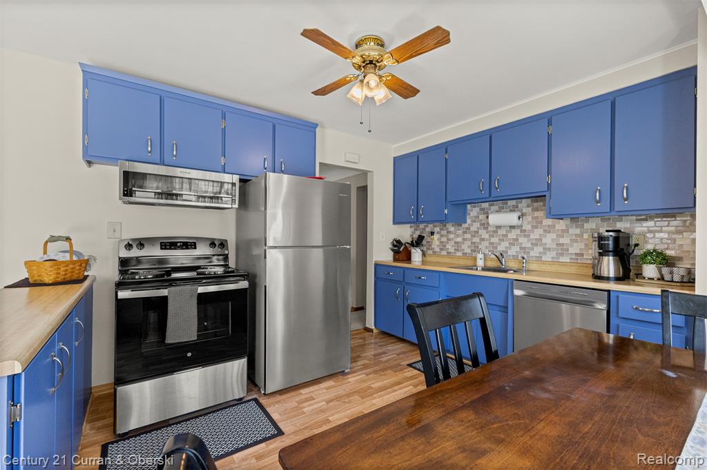 3835 Grange Road Trenton, MI 48183 - Photo 15 of 43 Gallery Image 15