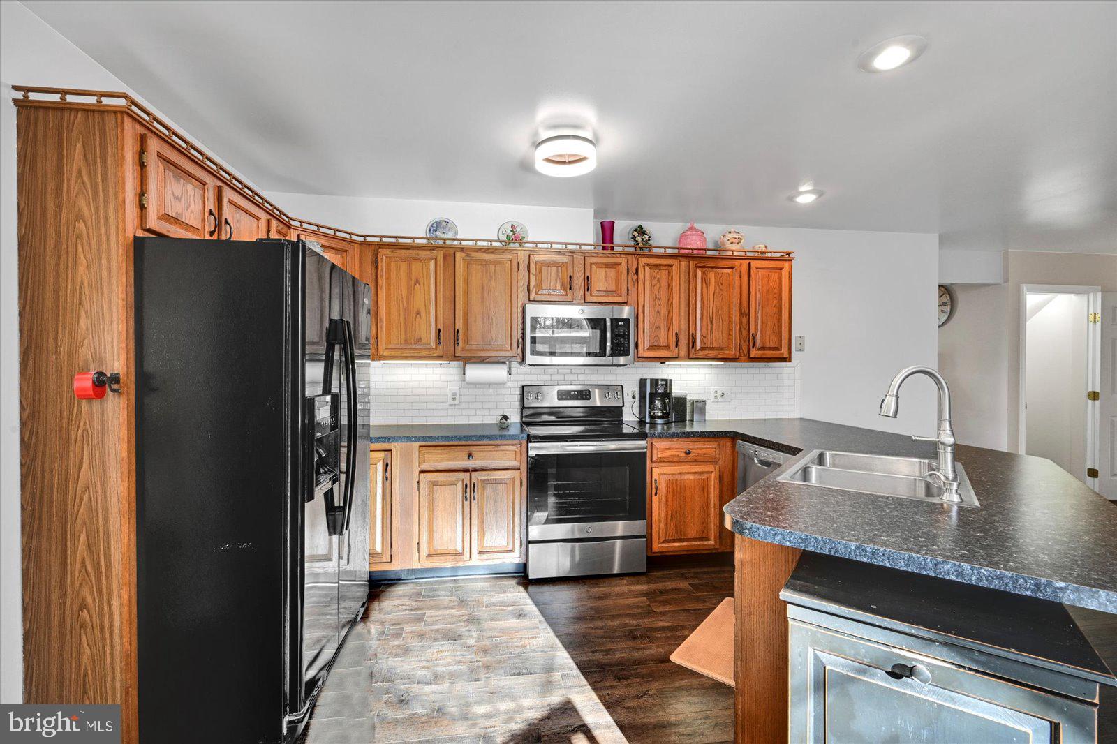 18 Westview Drive Ephrata, PA 17522 - Photo 16 of 38